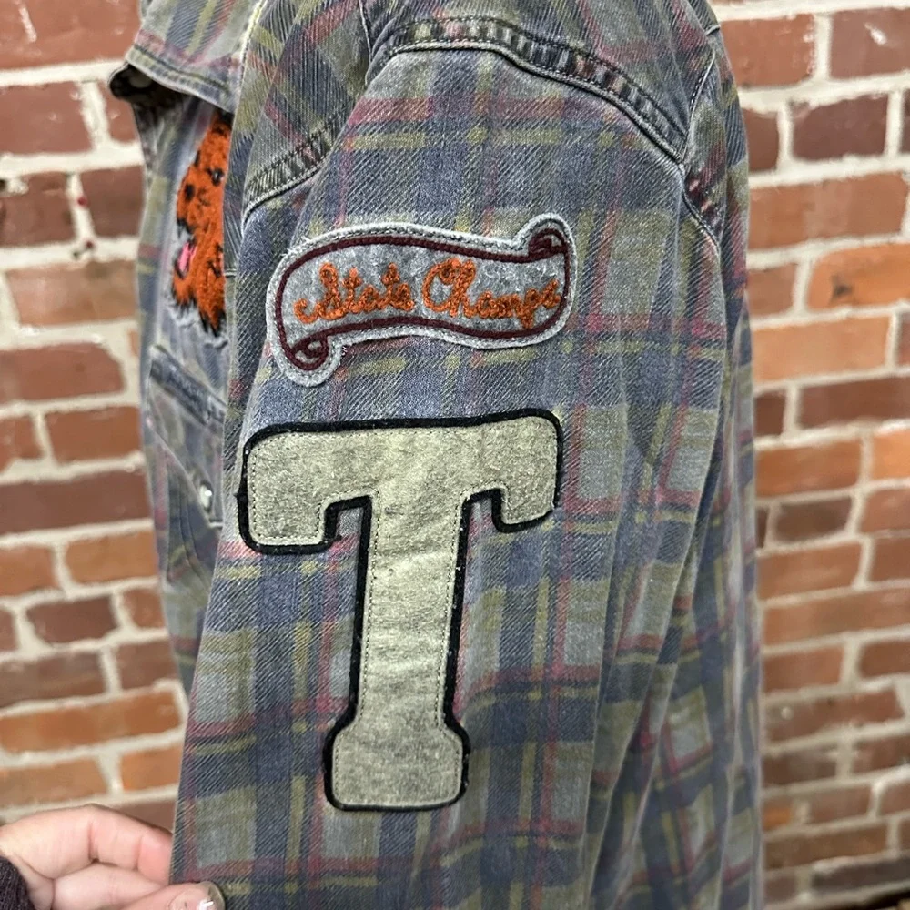 True religion shirt
